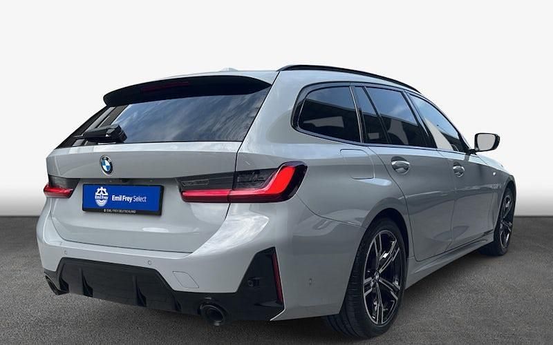 Gebraucht BMW 320 Performance 184 PS (135 kW) 2024 Grau Kombi
