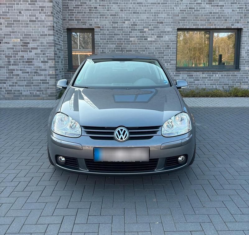 Gebraucht VW Golf V 102 PS (75 kW) 2008 Grau Kleinwagen