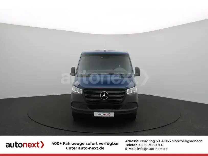Używany Mercedes Sprinter 163 KM (119 kW) 2020 Niebieski Van