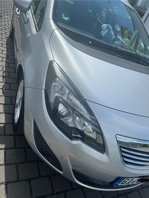 Silber Gebraucht 2013 Opel Meriva Selection Van / Kleinbus | 5.600 € (Fairer Preis) - Bild 1/4