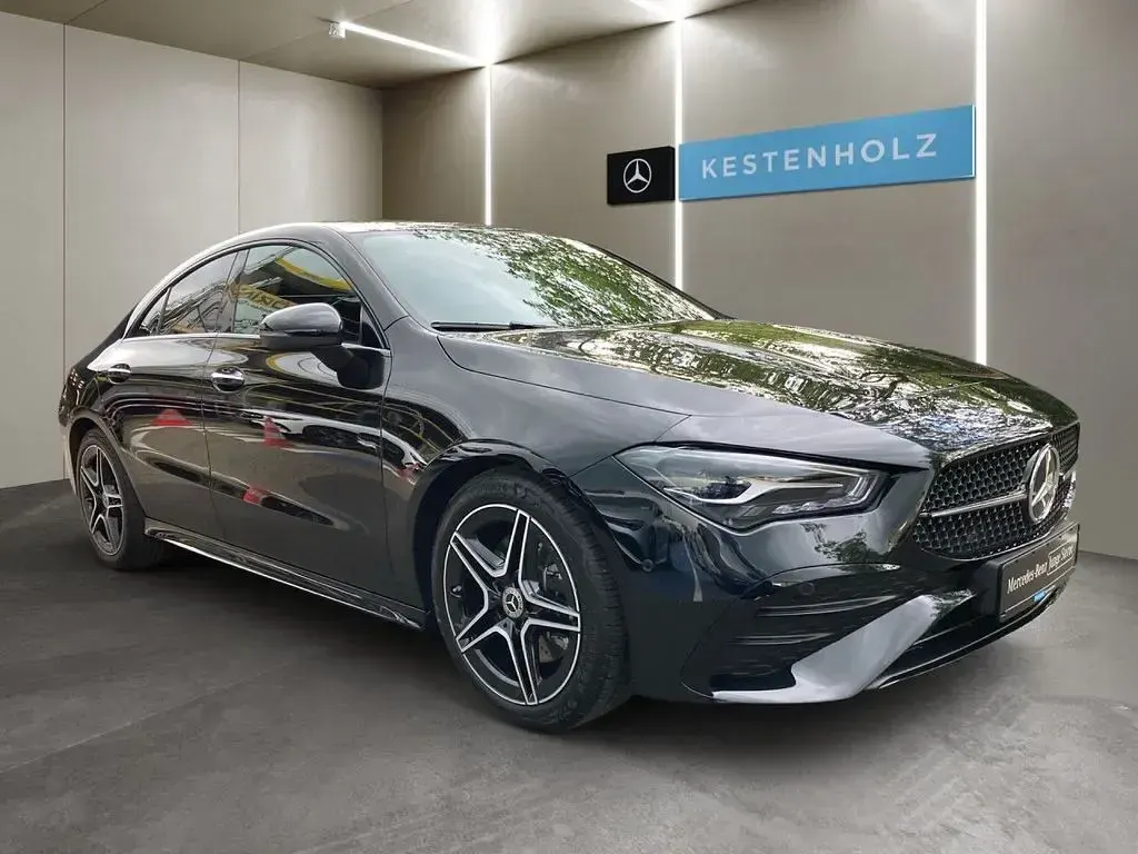 Gebraucht Mercedes CLA200 AMG 163 PS (119 kW) 2025 Schwarz Limousine