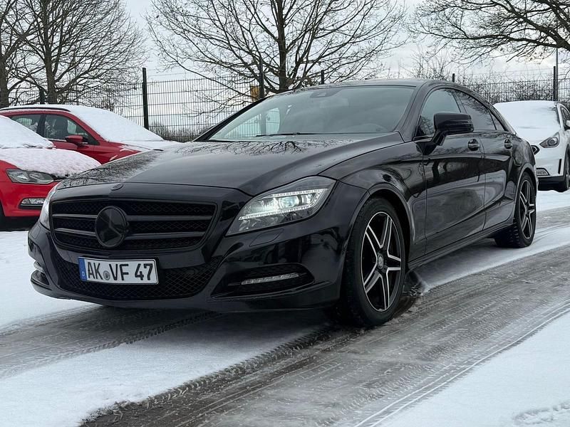 Schwarz Gebraucht 2011 Mercedes CLS350 Limousine | 15.000 € (Etwas zu teuer) - Bild 1/4