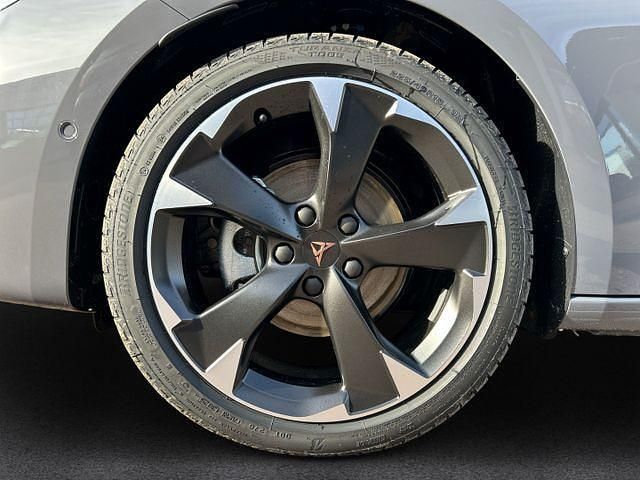 Neu Cupra Leon 150 PS (110 kW) 2025 Grau Kombi