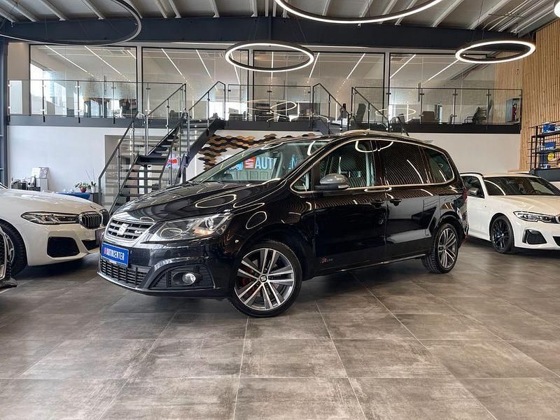 Schwarz Gebraucht 2016 Seat Alhambra FR-Line Van / Kleinbus | 12.999 € - Bild 1/4