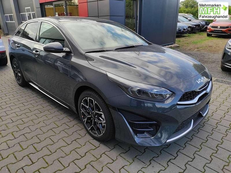 Neu Kia ProCeed GT GT-Line 140 PS (102 kW) 2025 Penta grau h8g Kleinwagen