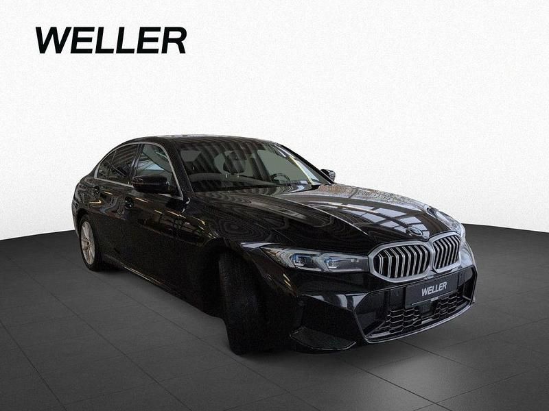 Gebraucht BMW 330 M Sport 286 PS (210 kW) 2023 Black sapphire (schwarz) Limousine