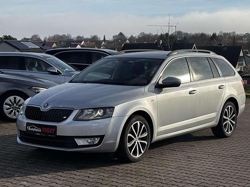 Gebraucht Skoda Octavia 110 PS (80 kW) 2015 Brilliantsilber metallic Kombi