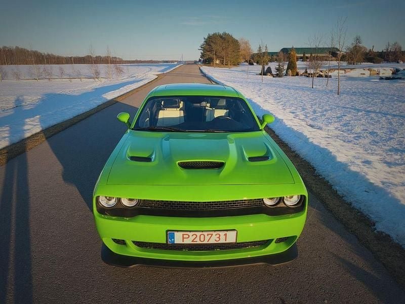 Gebraucht Dodge Challenger 305 PS (224 kW) 2017 Grün Coupé