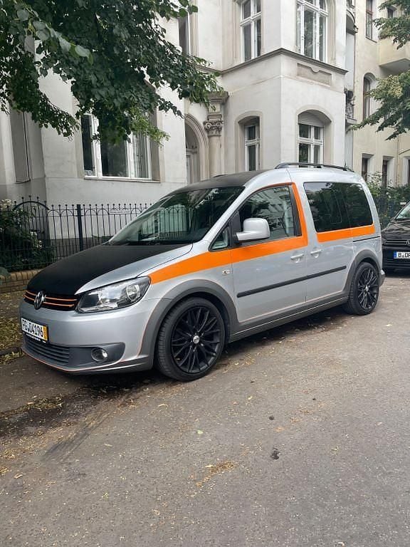 Gebraucht VW Caddy 102 PS (75 kW) 2013 Silber Van / Kleinbus