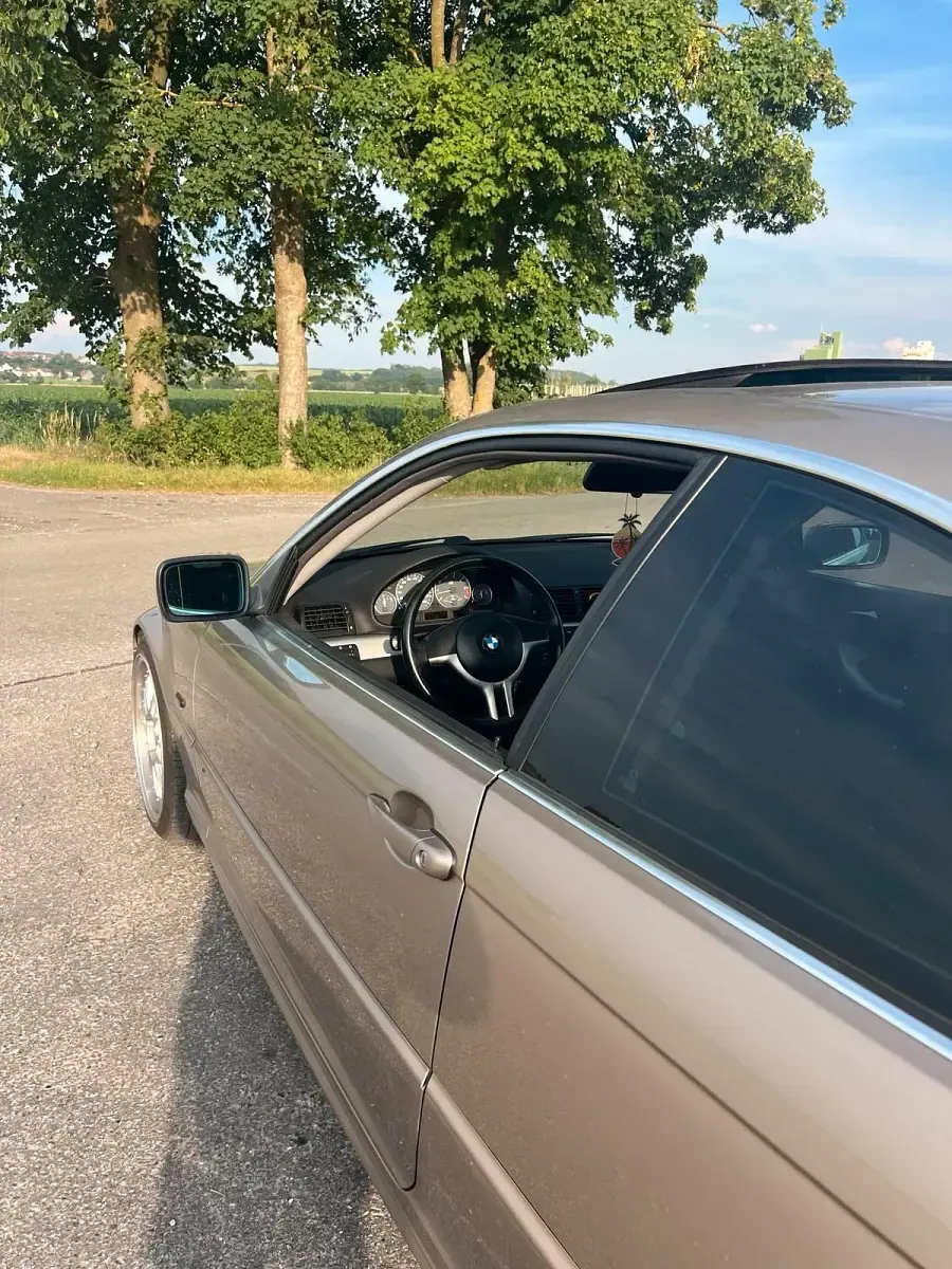 Gebraucht BMW 330 M Sport 231 PS (169 kW) 2001 Beige Coupé