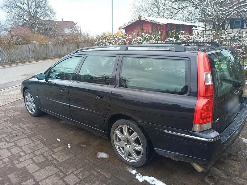 Gebraucht Volvo V70 Summum 163 PS (119 kW) 2005 Schwarz Kombi