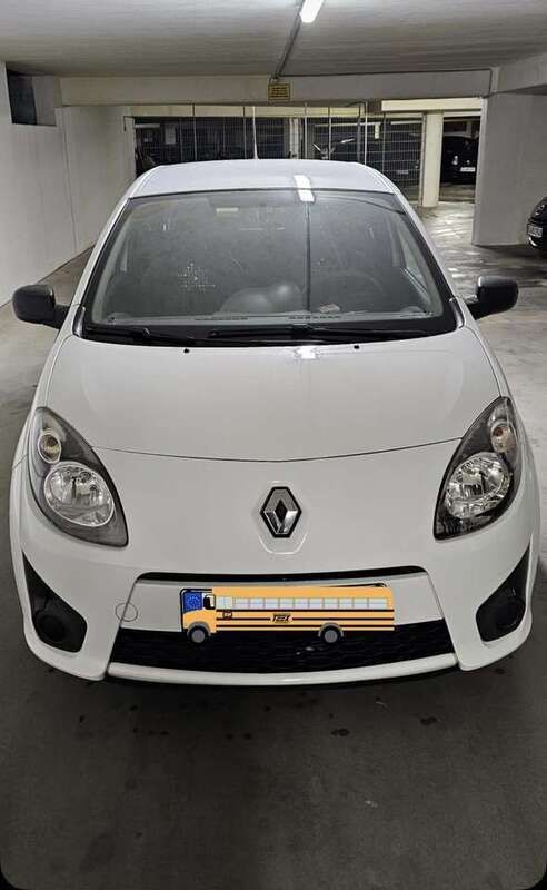 Weiß Gebraucht 2011 Renault Twingo Kleinwagen | 2.100 € (Guter Preis) - Bild 1/4