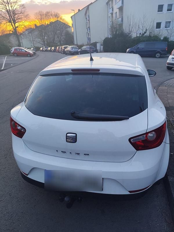 Gebraucht Seat Ibiza 82 PS (60 kW) 2009 Weiß Kleinwagen