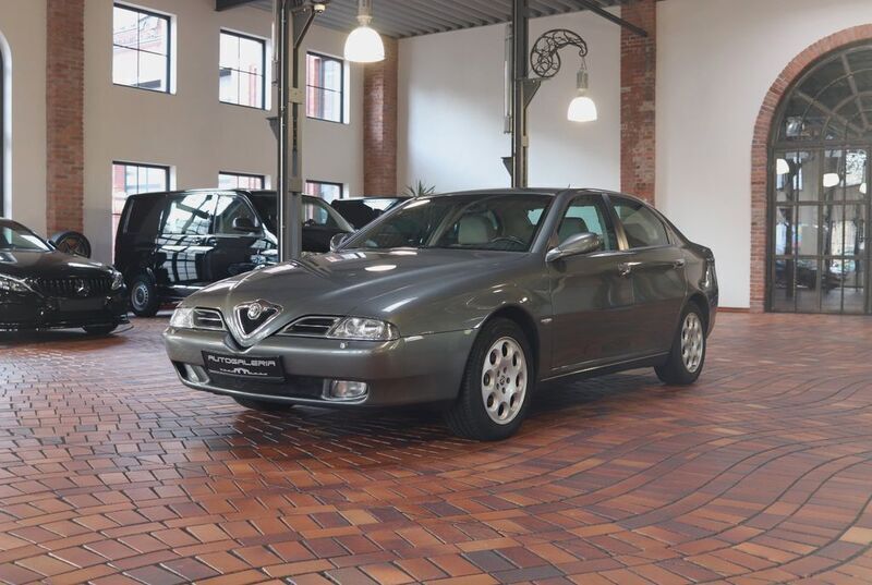 Gebraucht Alfa Romeo 166 Distinctive 188 PS (138 kW) 2001 Grau Limousine