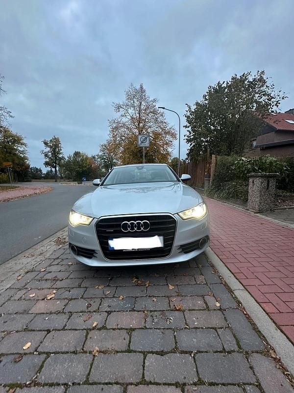Silber Gebraucht 2013 Audi A6 Limousine | 14.500 € (Fairer Preis) - Bild 1/4