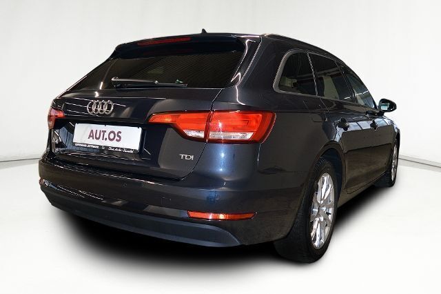 Gebraucht Audi A4 Attraction 150 PS (110 kW) 2016 Blau metallic Kombi