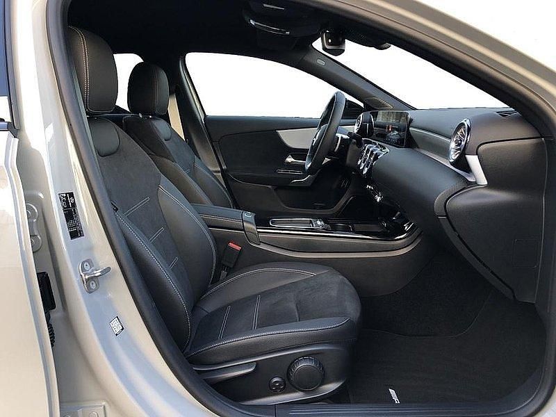 Usata Mercedes A200 163 CV (119 kW) 2026 Grigio Berlina