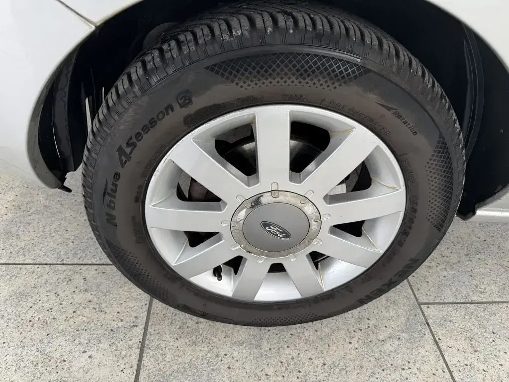 Gebraucht Ford Fusion 80 PS (58 kW) 2003 Silber Kleinwagen