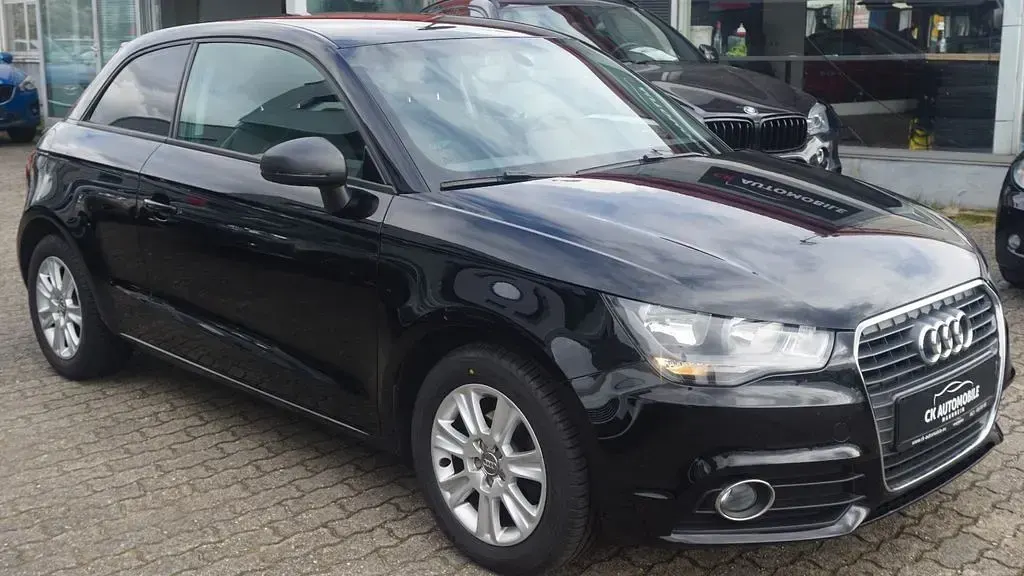 Gebraucht Audi A1 Attraction 90 PS (66 kW) 2012 Schwarz Kleinwagen