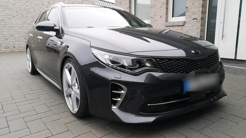 Gebraucht Kia Optima GT-Line 141 PS (103 kW) 2017 Grau Kombi