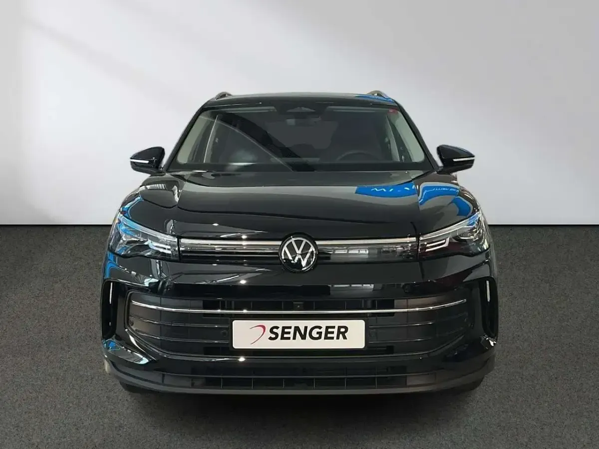 Neu VW Tiguan Comfortline 150 PS (110 kW) 2026 Schwarz SUV