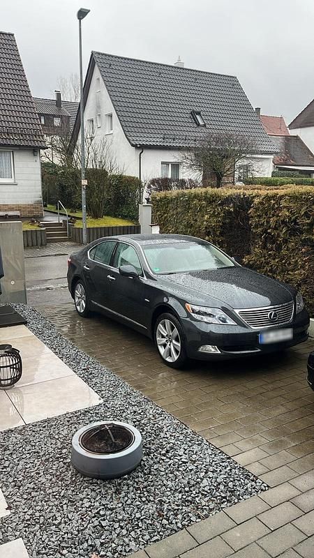 Gebraucht Lexus LS600h 445 PS (327 kW) 2008 Grau Limousine