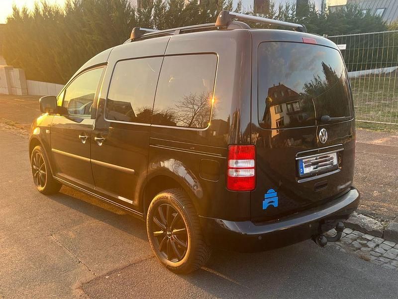Gebraucht VW Caddy 140 PS (102 kW) 2012 Schwarz Van / Kleinbus