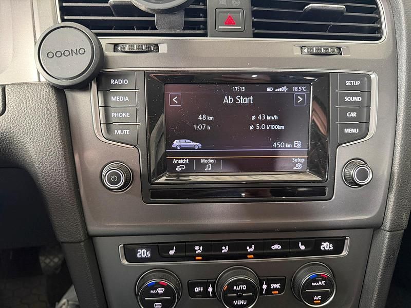 Gebraucht VW Golf VII Trendline 110 PS (80 kW) 2014 Silber Kombi