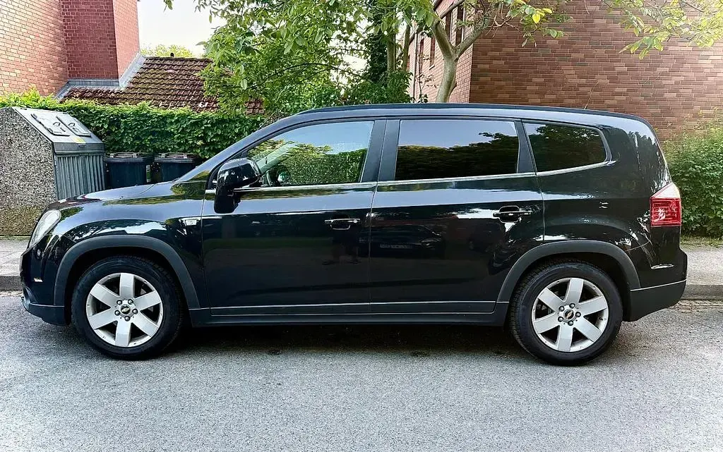 Gebraucht Chevrolet Orlando LTZ 163 PS (119 kW) 2012 Schwarz Van / Kleinbus