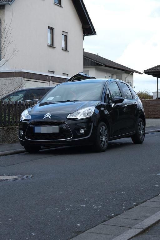 Schwarz Gebraucht 2010 Citroën C3 Tendance Kleinwagen | 3.900 € (Fairer Preis) - Bild 1/4
