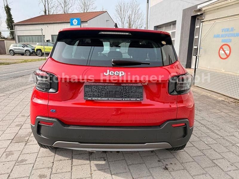 Gebraucht Jeep Avenger EV Longitude 114 kW (156 PS) 2023 Rot SUV