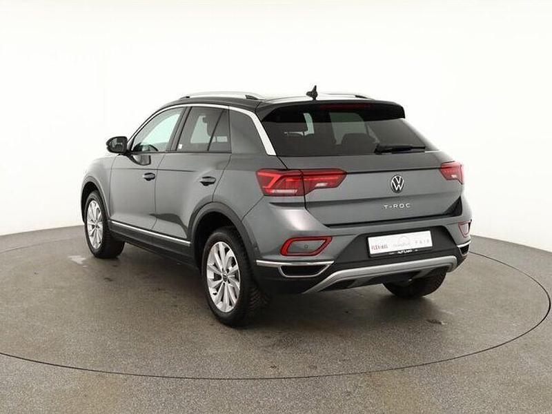 Gebraucht VW T-Roc 150 PS (110 kW) 2024 Grau SUV