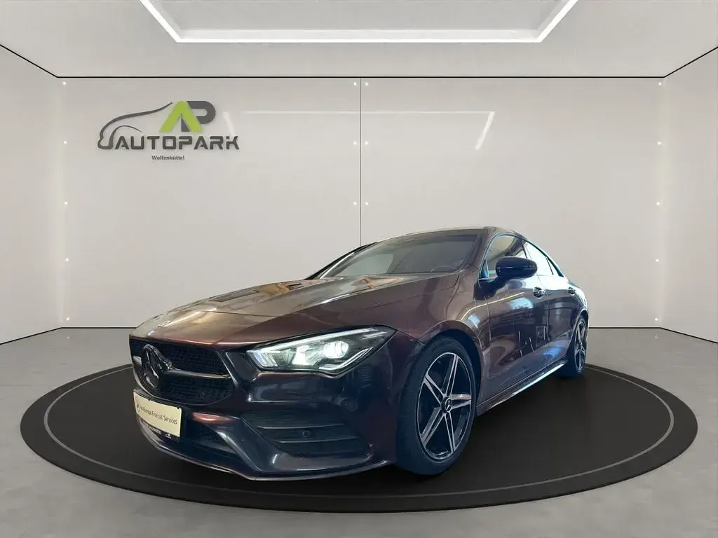 Gebraucht Mercedes CLA200 AMG line 163 PS (119 kW) 2020 Rot Limousine