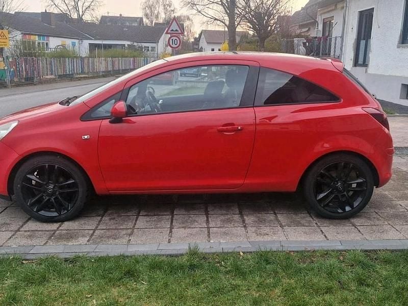 Gebraucht Opel Corsa 87 PS (63 kW) 2011 Rot Kleinwagen