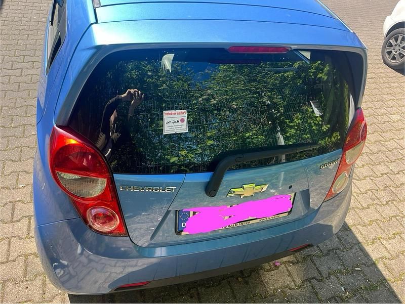 Second-hand Chevrolet Spark 2013 Albastru Hatchback