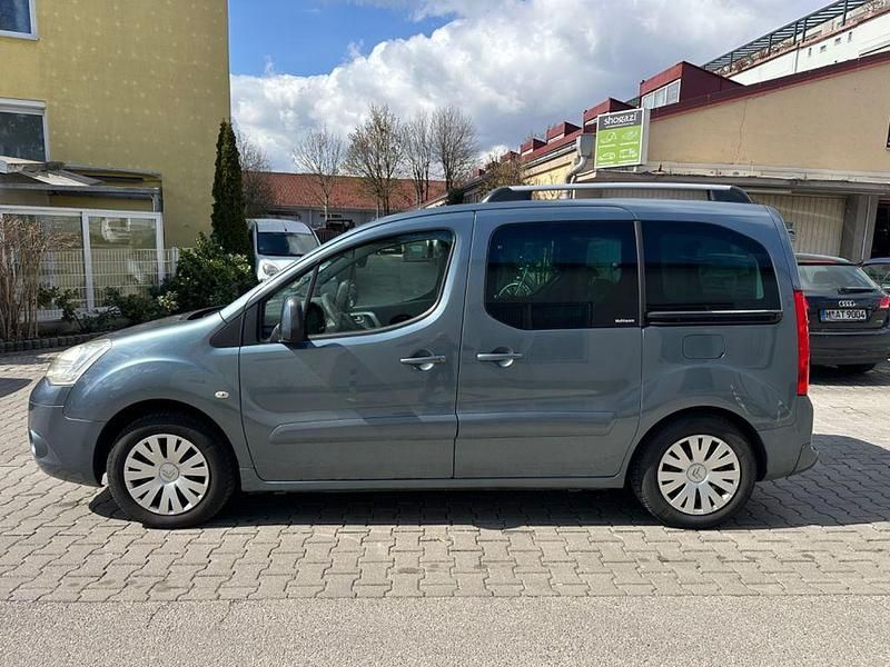 Gebraucht Citroën Berlingo 120 PS (88 kW) 2010 Blau Van / Kleinbus