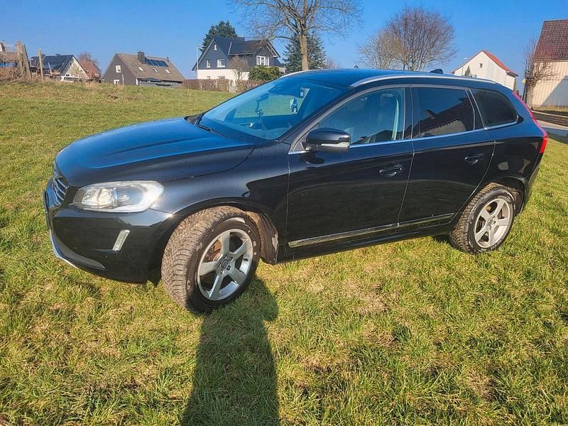 Gebraucht Volvo XC60 215 PS (158 kW) 2014 Schwarz SUV