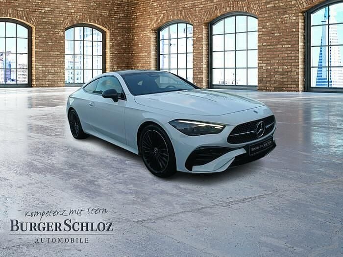 Gebraucht Mercedes CLE300 AMG 258 PS (189 kW) 2024 Unilack polarweiß Coupé
