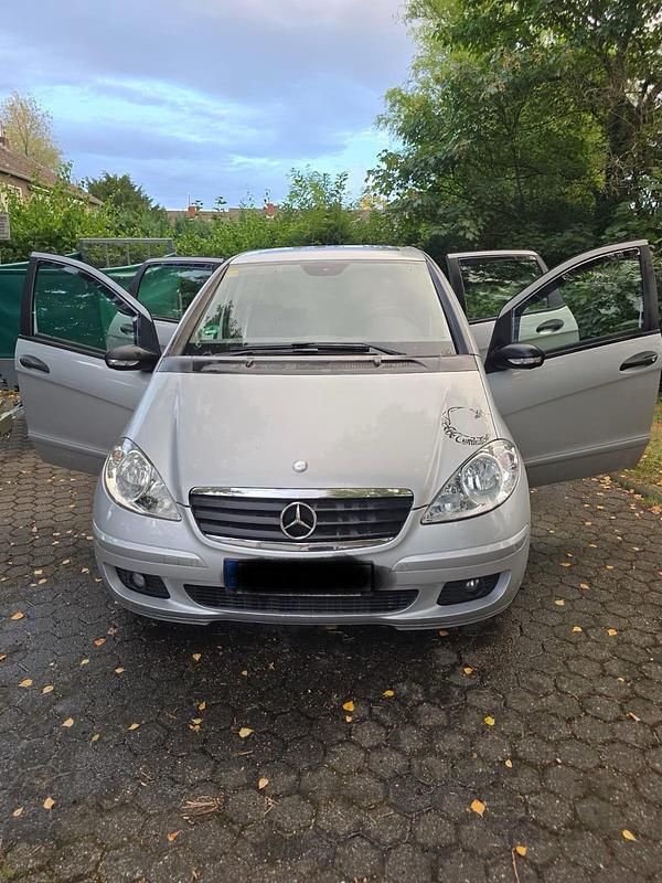 Silber Gebraucht 2006 Mercedes A150 Kleinwagen | 3.555 € (Guter Preis) - Bild 1/4