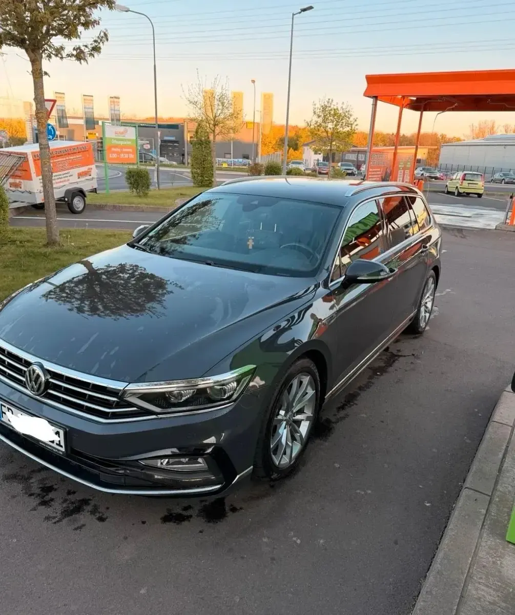 Occasion VW Passat Elegance 150 ch (110 kW) 2020 Gris Break