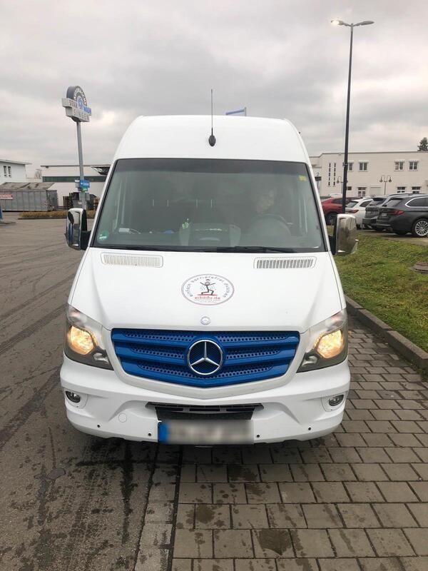 Weiß Gebraucht 2015 Mercedes Sprinter Van | 16.500 € - Bild 1/4