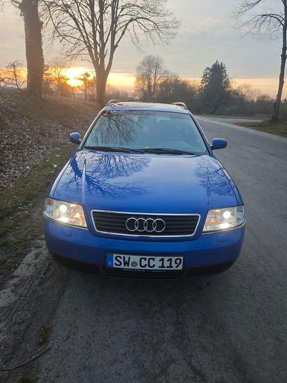 Usata Audi A6 150 CV (110 kW) 1999 Blu Station wagon