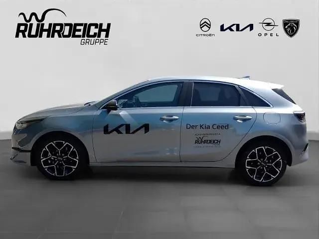Gebraucht Kia Ceed 101 PS (74 kW) 2025 Silber Kleinwagen