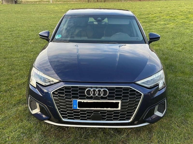 Gebraucht Audi A3 Advanced 110 PS (80 kW) 2021 Blau Limousine
