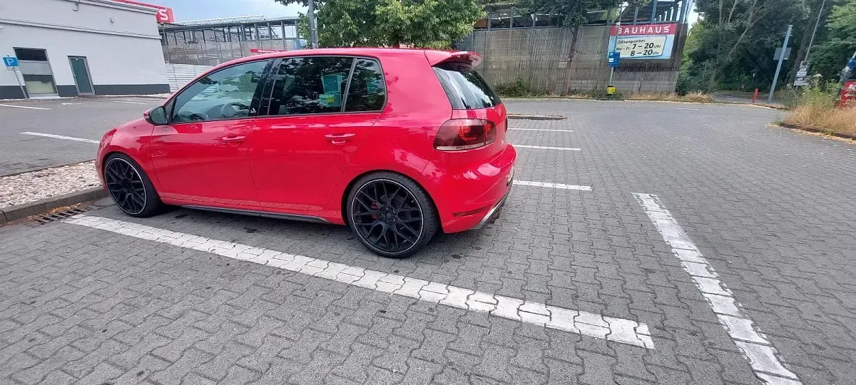 Gebraucht VW Golf VI GTI 210 PS (154 kW) 2011 Rot Kleinwagen