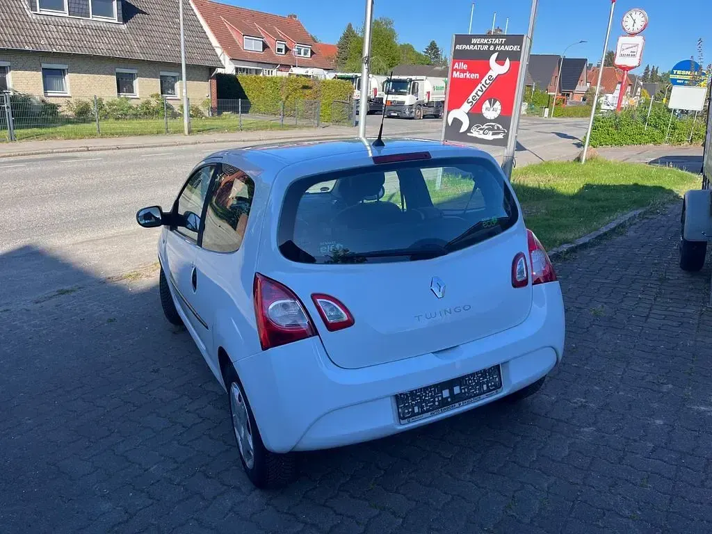 Gebraucht Renault Twingo Expression 75 PS (55 kW) 2013 Weiß Kleinwagen