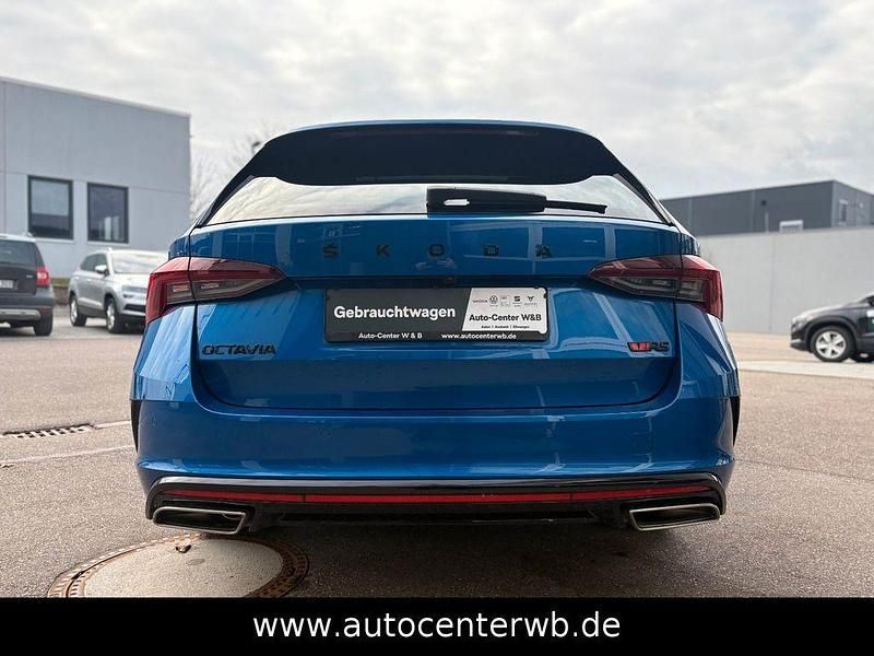 Gebraucht Skoda Octavia RS 200 PS (147 kW) 2022 Raceblau metallic (metallic) Kombi
