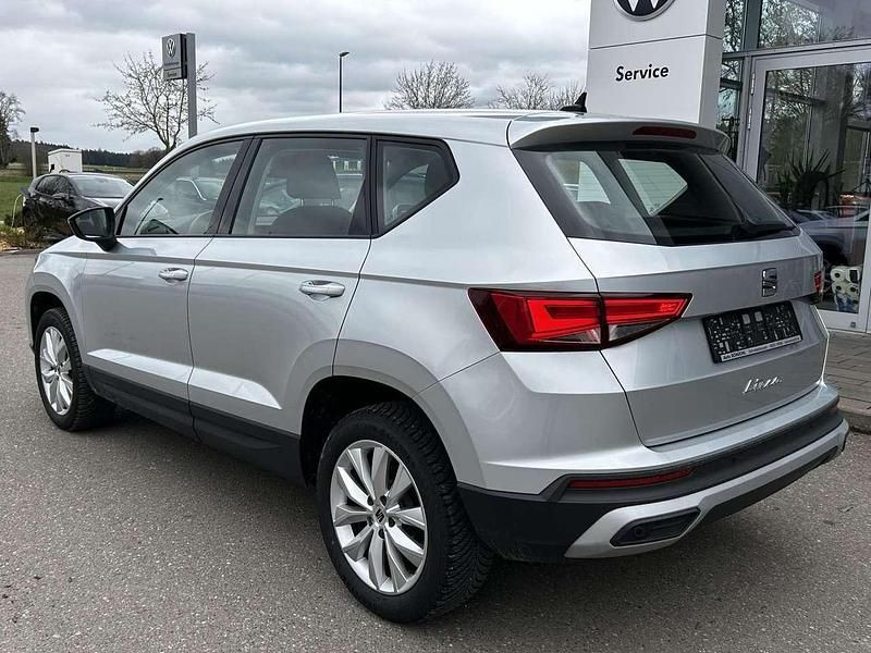 Usado Seat Ateca Style 150 CV (110 kW) 2024 Plateado SUV