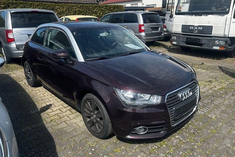Usata Audi A1 Attraction 86 CV (63 kW) 2013 Rosso Utilitaria