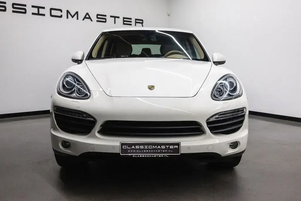 Gebraucht Porsche Cayenne 334 PS (245 kW) 2011 Weiß SUV